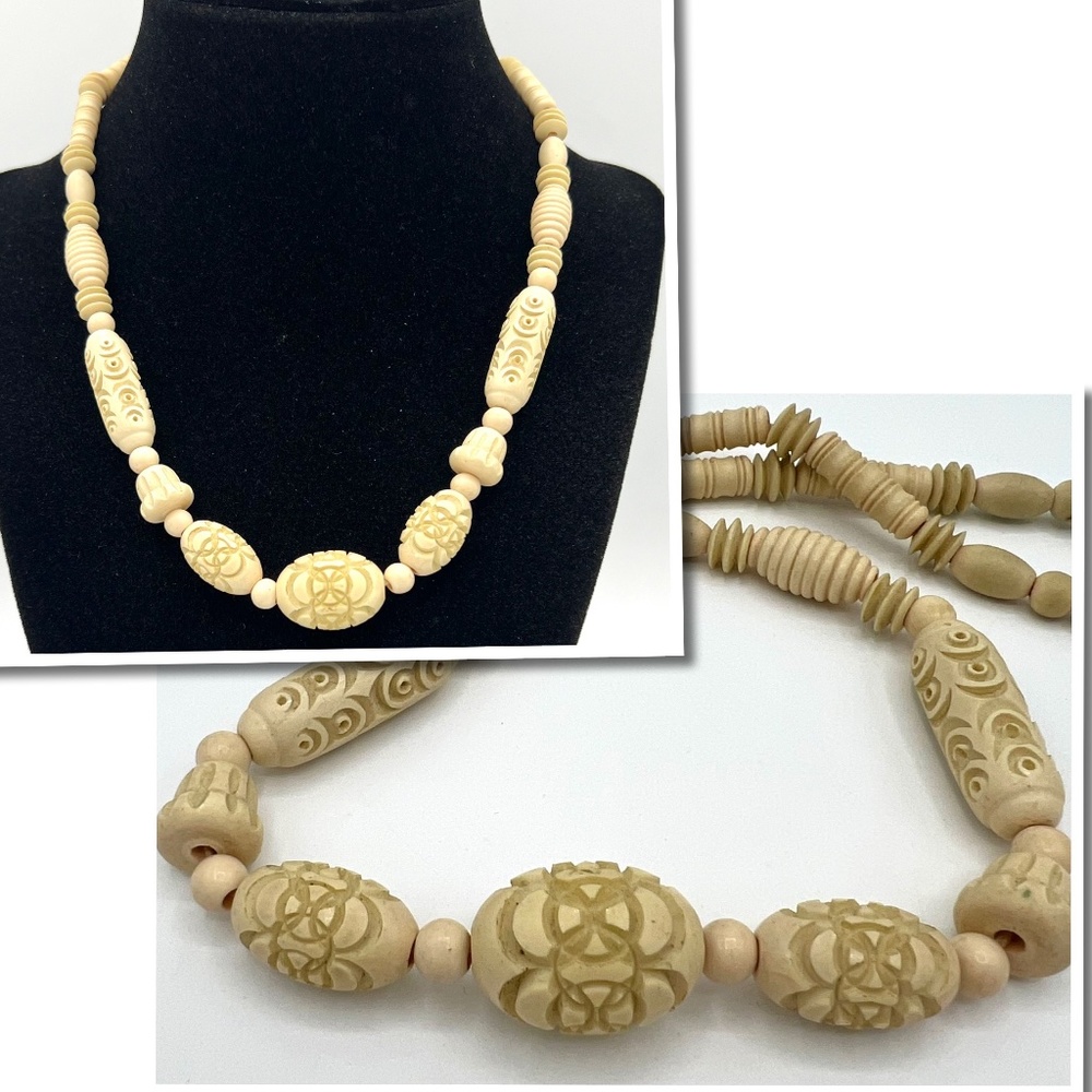 VTG Carved Wood Necklace